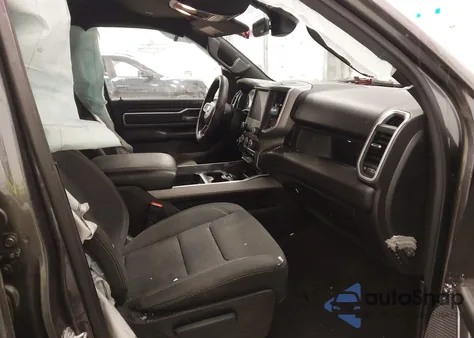 2022 Ram 1500 Big Horn 4X4 5'7 Box z USA, uszkodzony, nr VIN 1C6RRFFG5NN270055